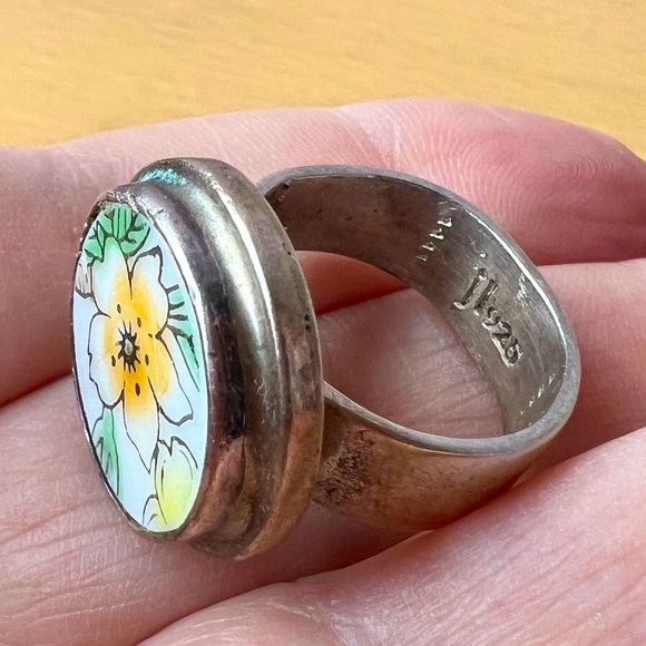VINTAGE DESIGNER J.LEE JESSICA LEE 925SS CERAMIC FLOWER PAINTING RING HALLMARKED - Picture 4 of 16